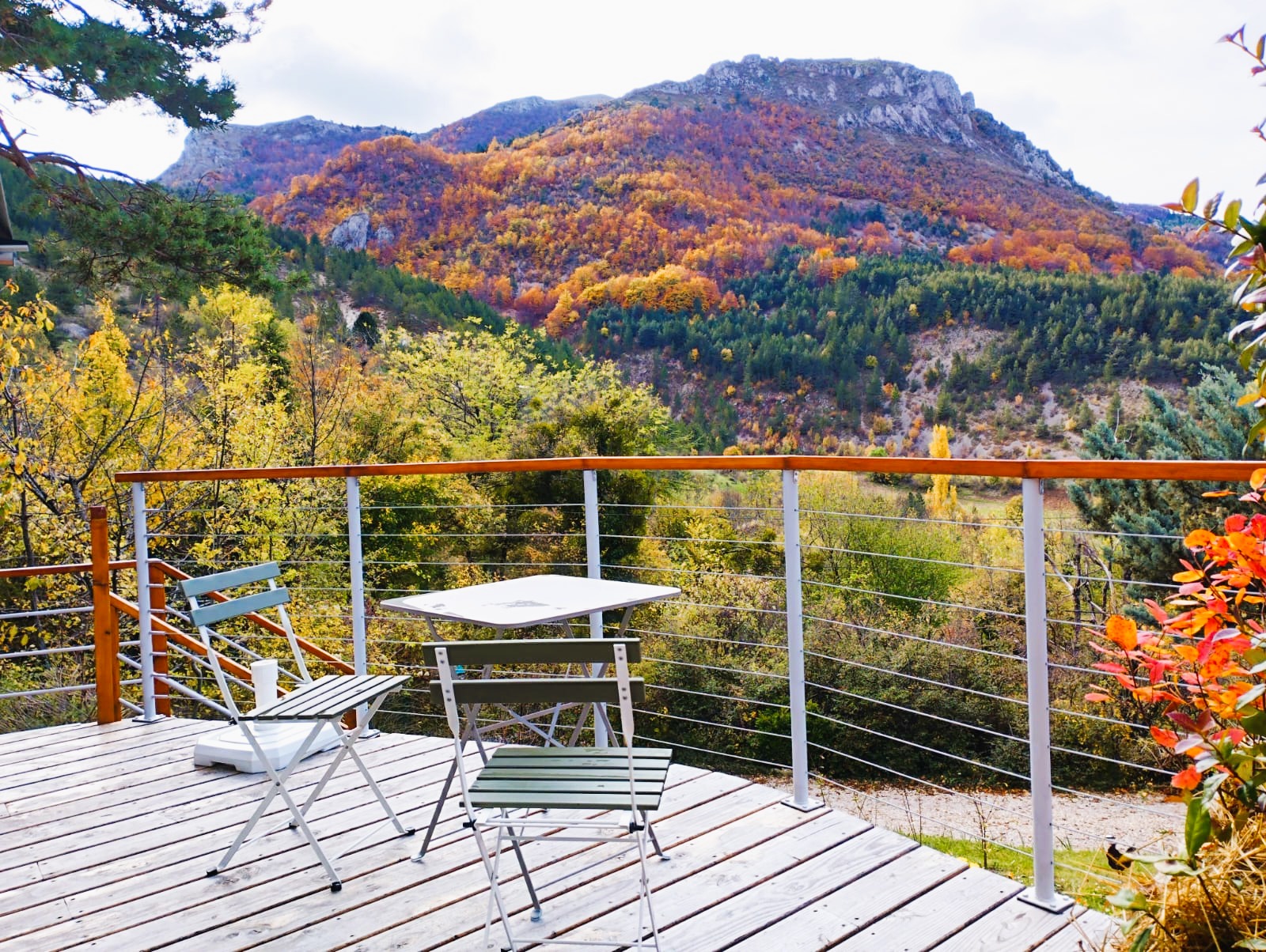 Charmant chalet perché en montagne chalet Artémisa